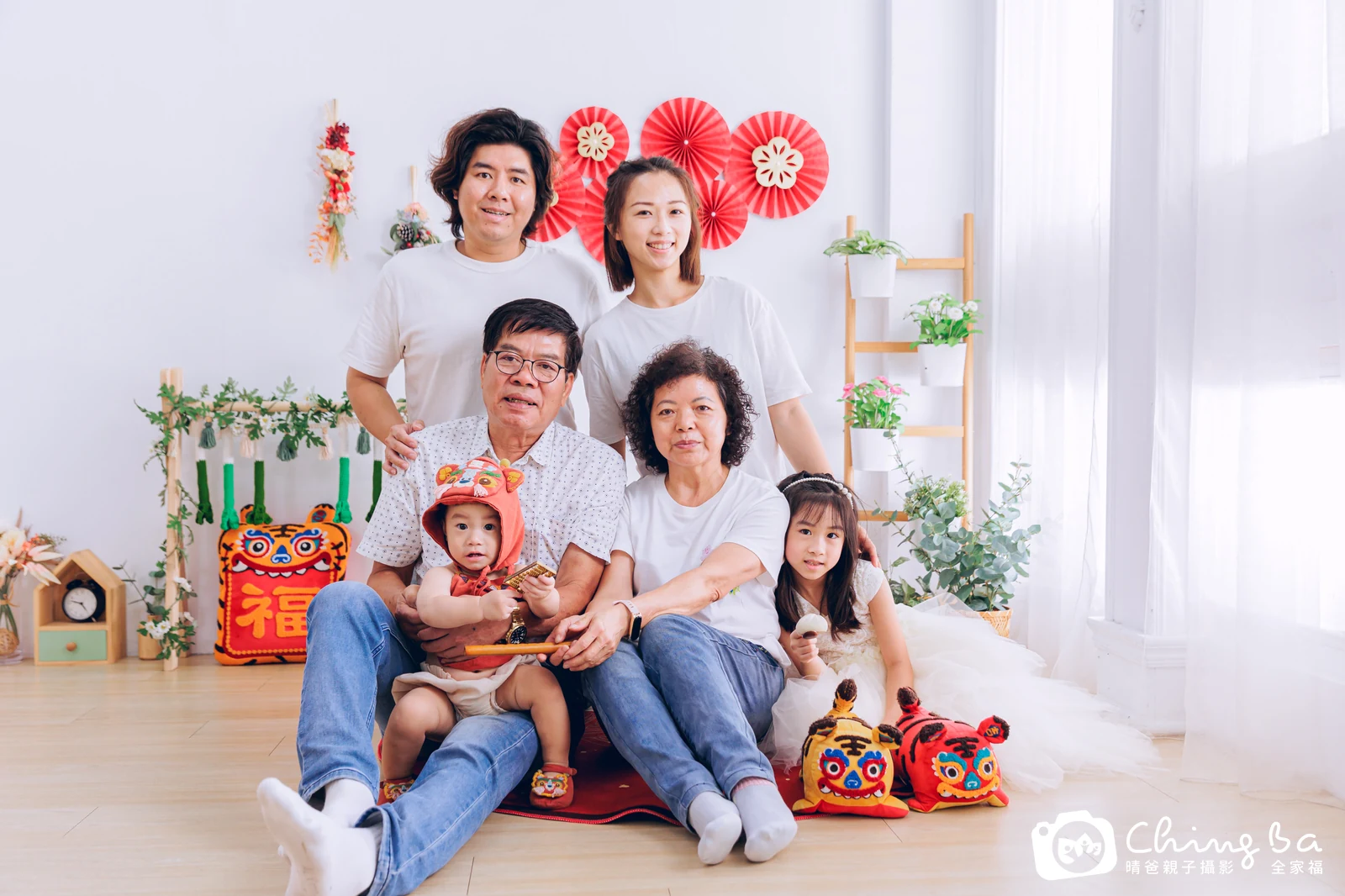 睿睿 1 歲寶貝 台中小家庭抓周紀念照｜晴爸親子攝影