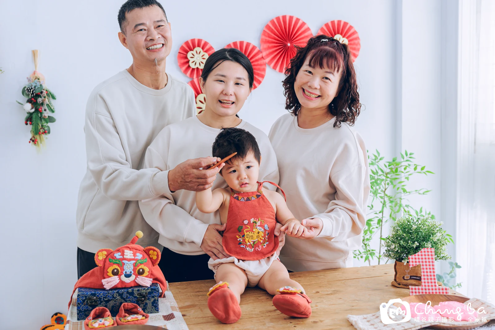 Teddy的台中小家庭抓周拍攝現場