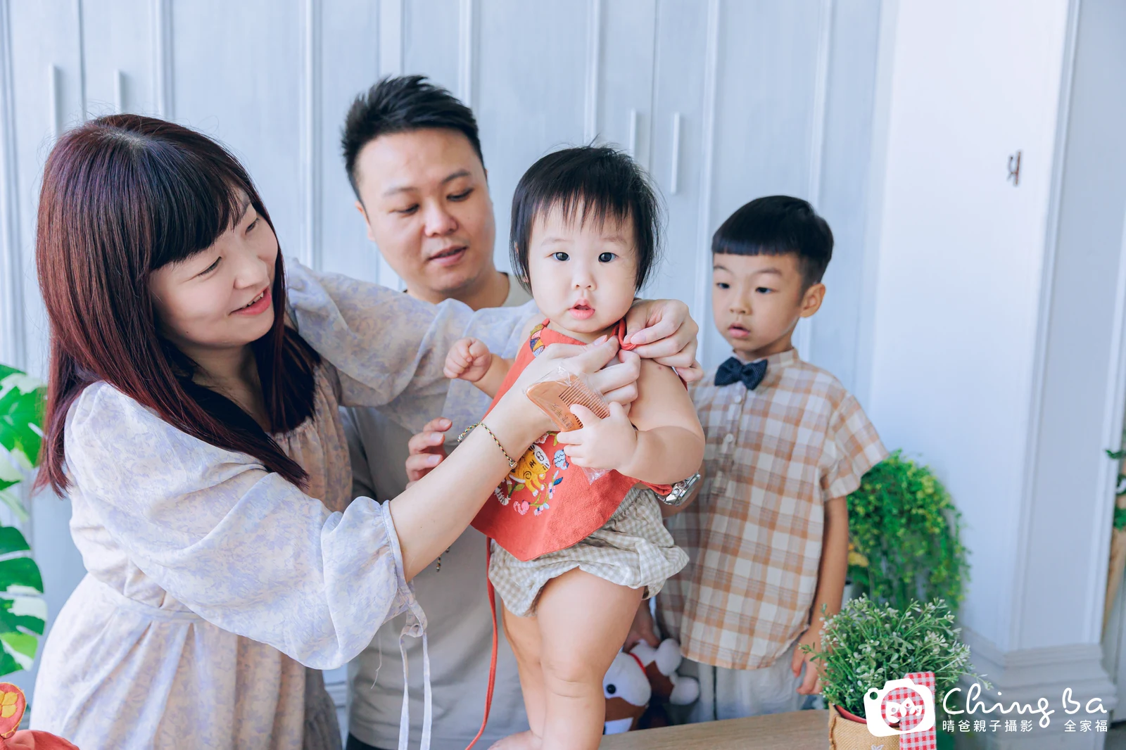溦溦的台中小家庭抓周拍攝現場