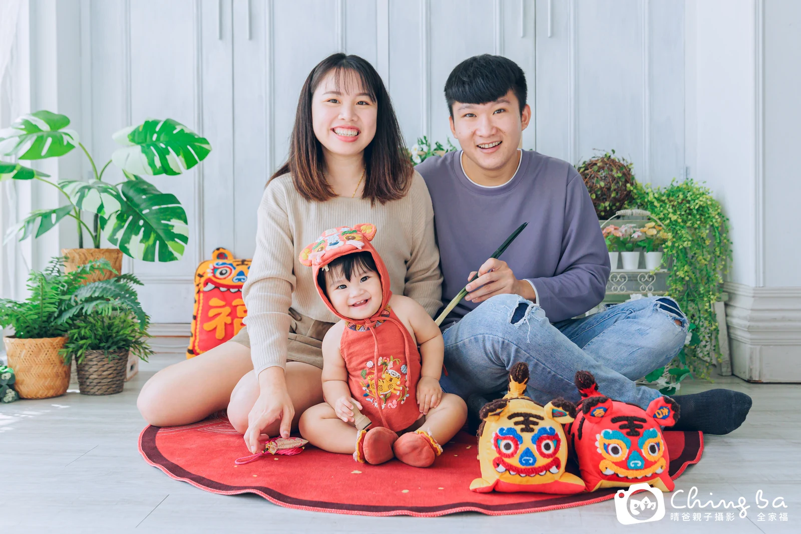 恩恩 1 歲寶貝 台中小家庭抓周紀念照｜晴爸親子攝影