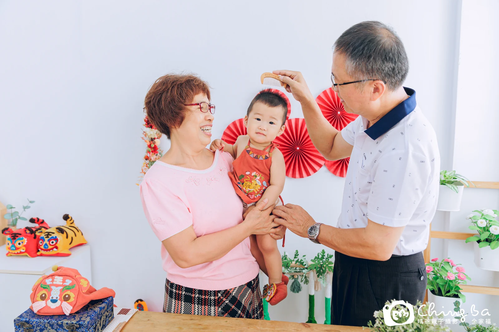 霖周歲抓周儀式的紀錄(2023 年秋季)