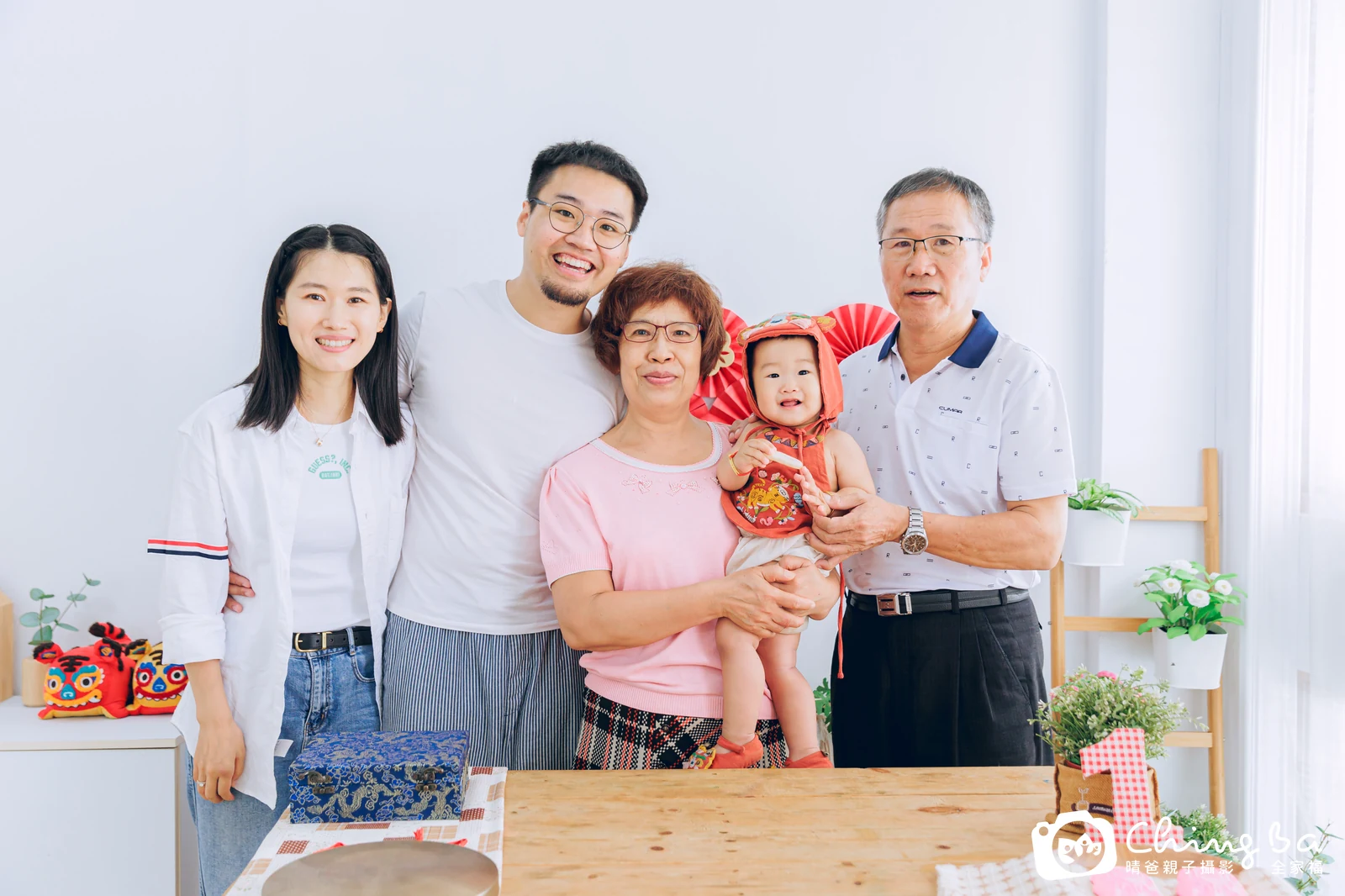 小家庭抓周拍作品|2023 年秋季|晴爸親子攝影