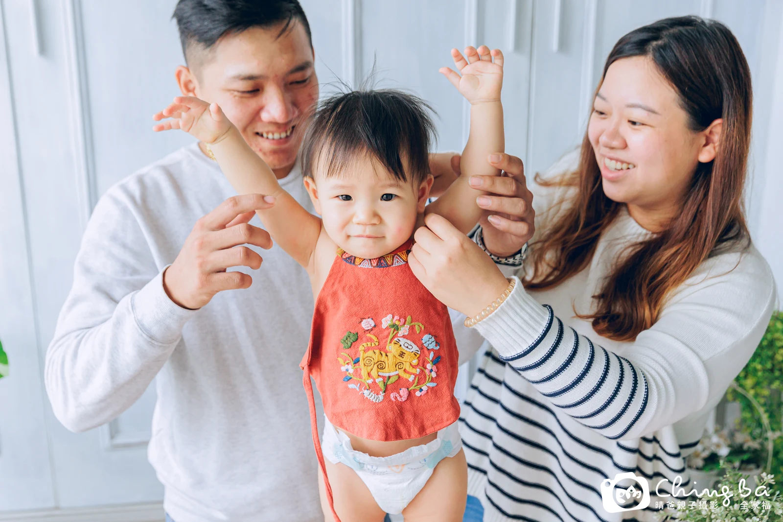 小家庭抓周拍作品|2022 年冬季|晴爸親子攝影