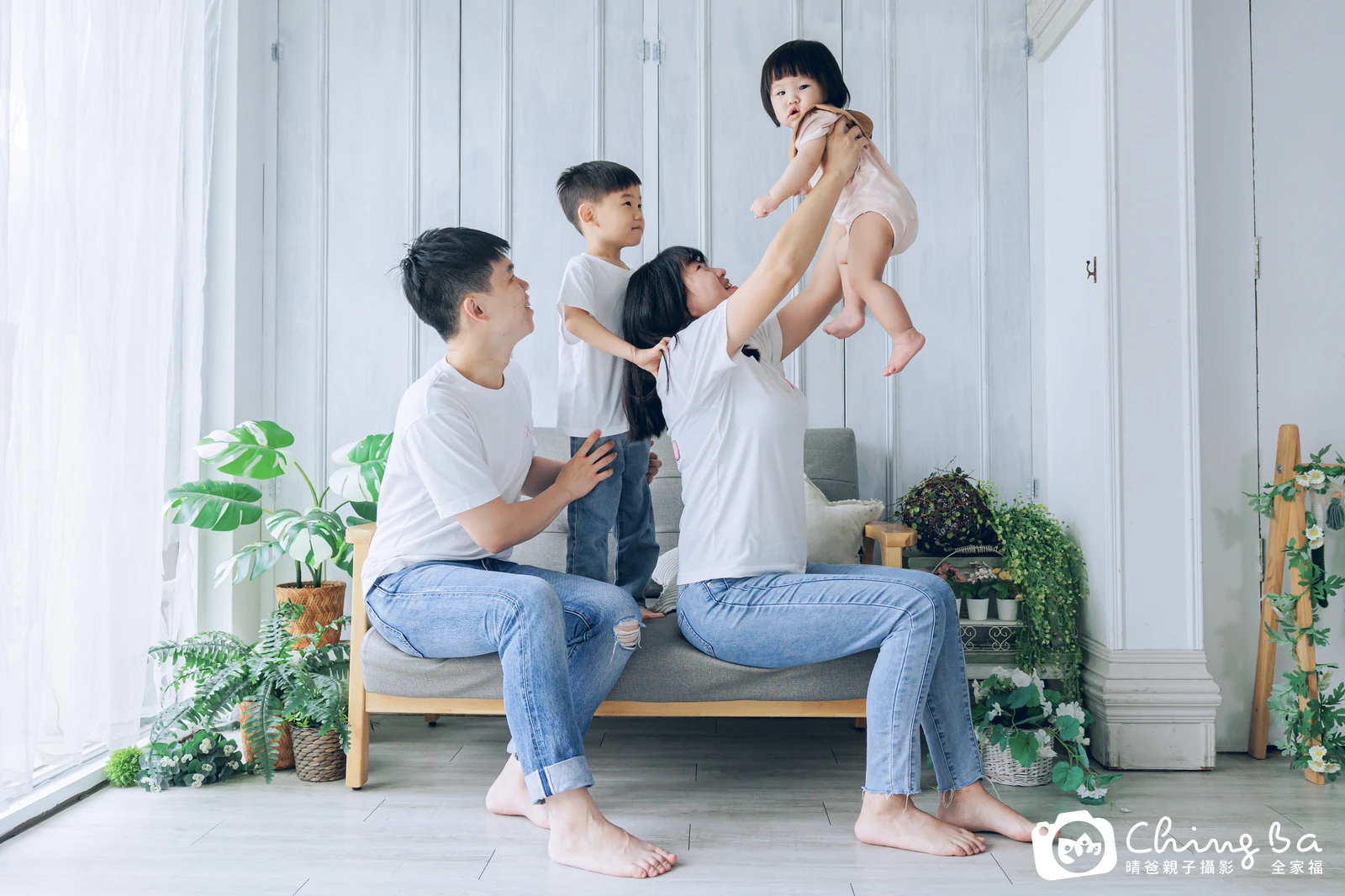 小家庭抓周拍作品|晴爸親子攝影