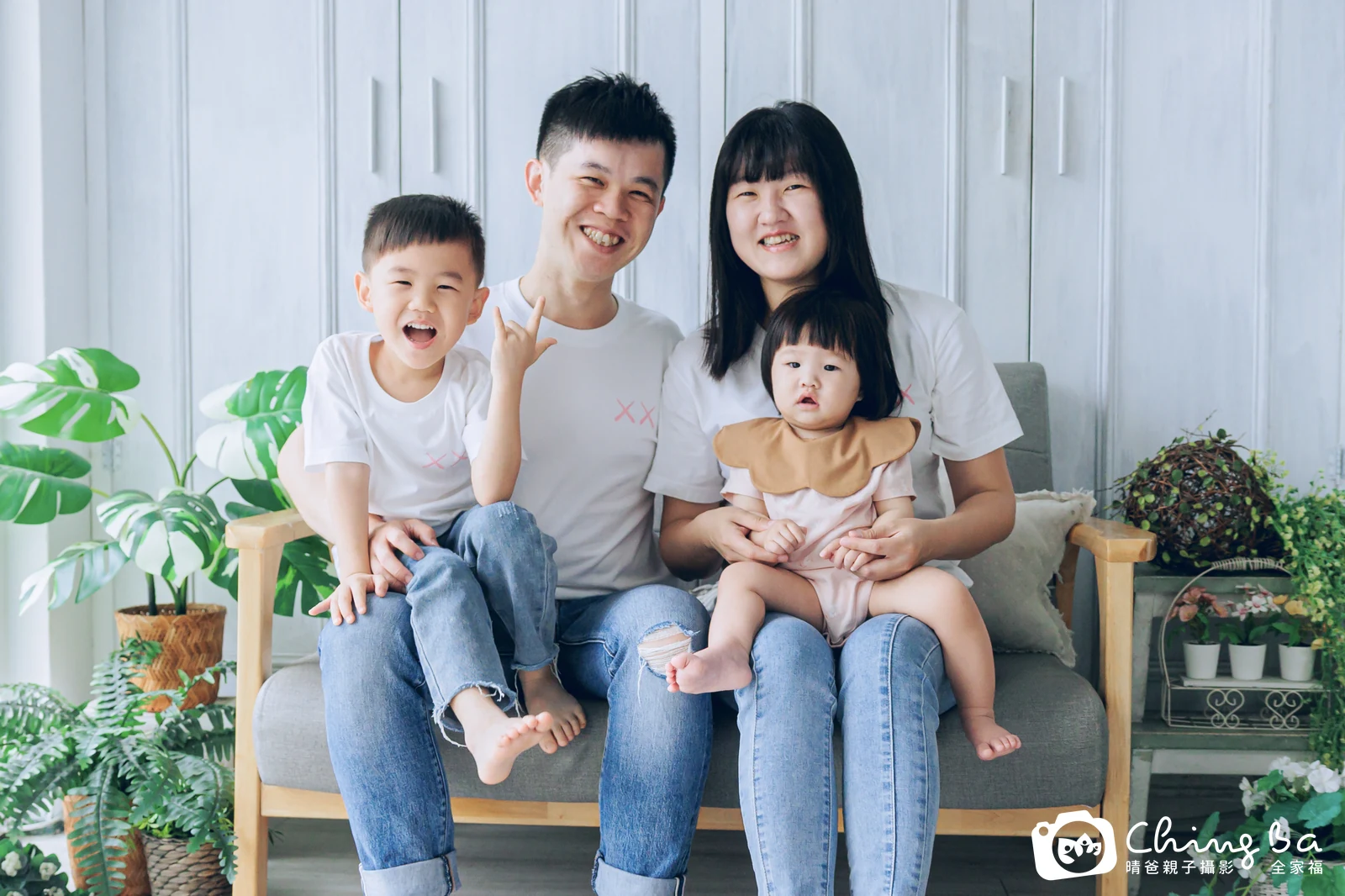 小家庭抓周拍作品｜2026 年春季｜晴爸親子攝影