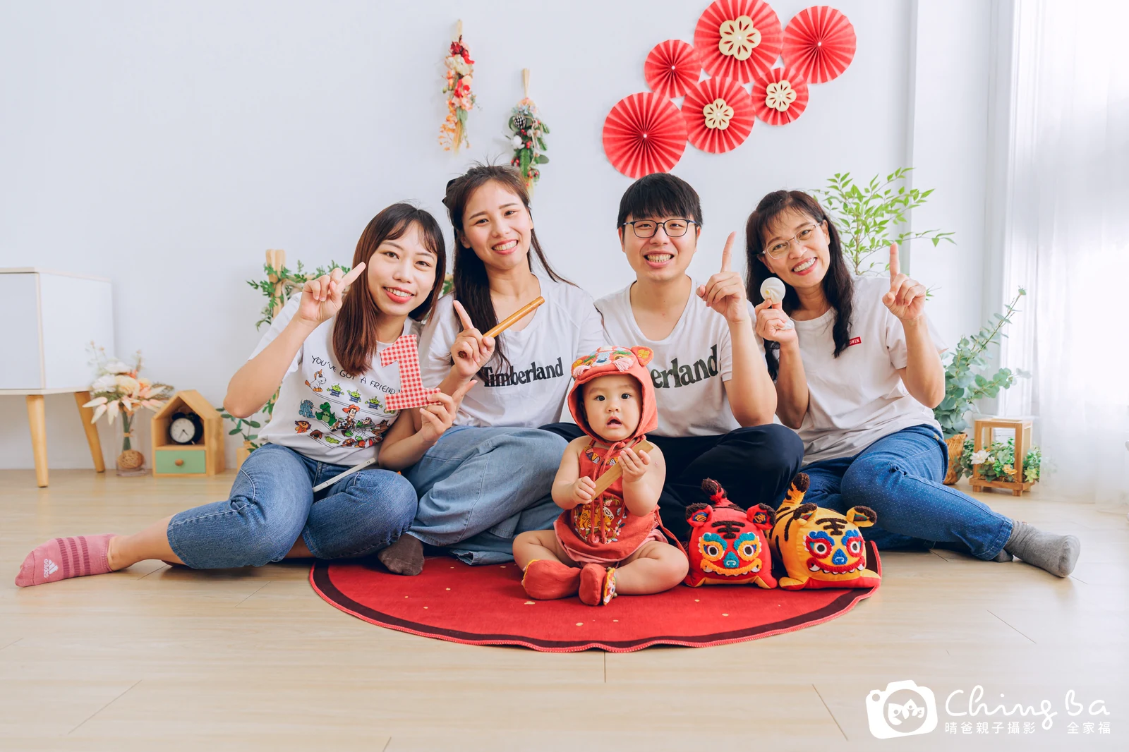 小家庭抓周拍作品｜2024 年春季｜晴爸親子攝影