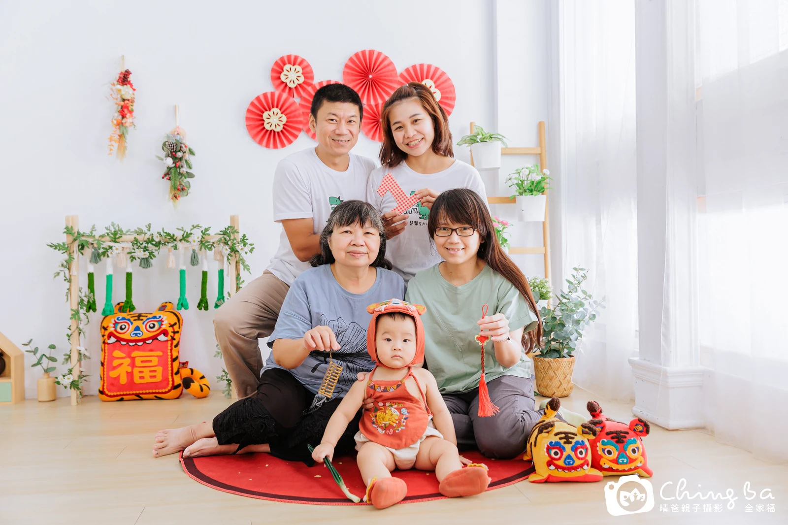 小家庭抓周拍作品|2023 年秋季|晴爸親子攝影