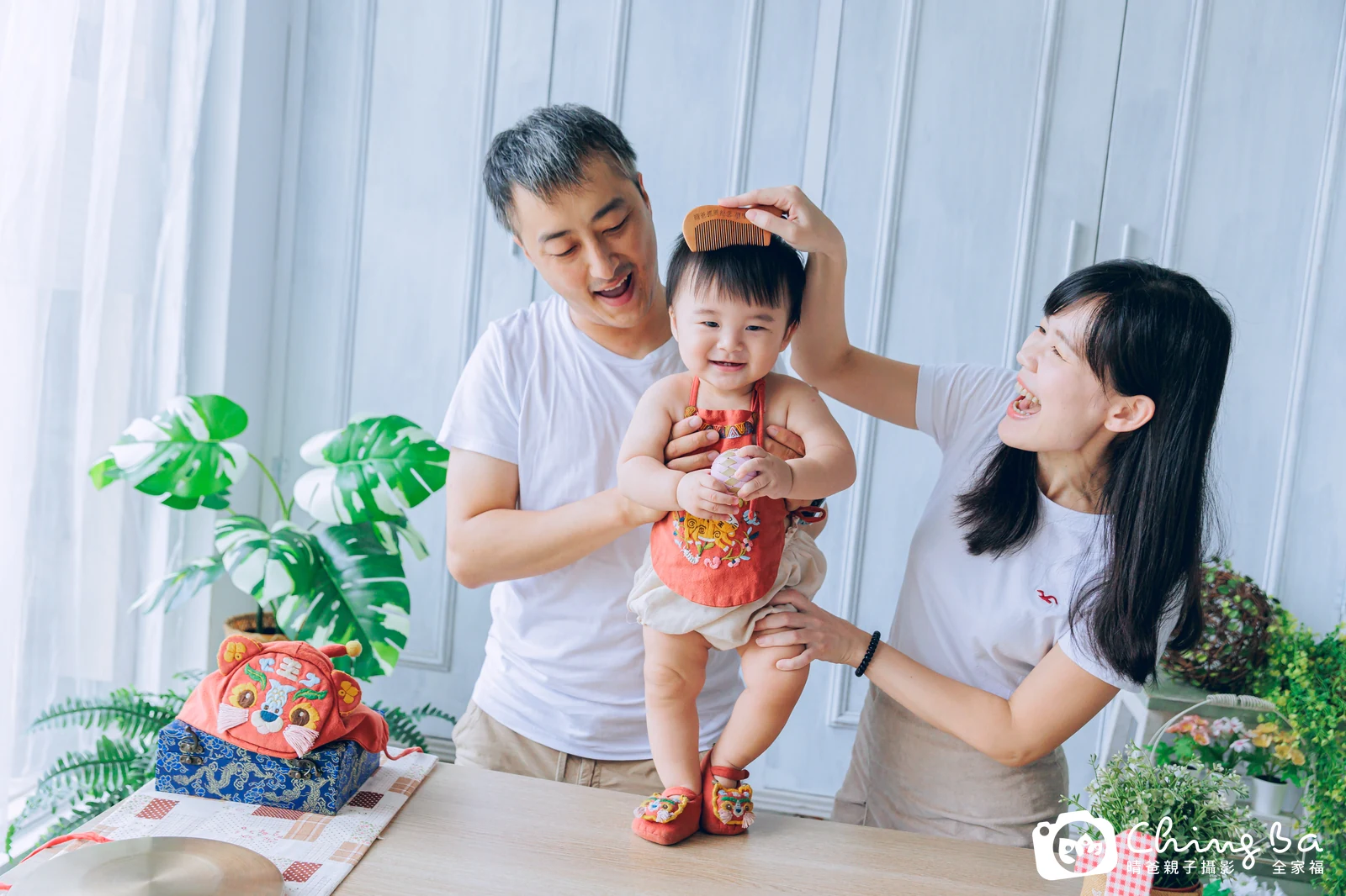 布布 1 歲寶貝 台中小家庭抓周紀念照｜晴爸親子攝影