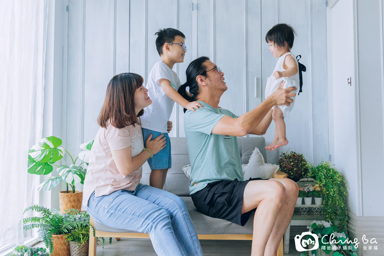 扉扉的台中小家庭抓周拍攝現場