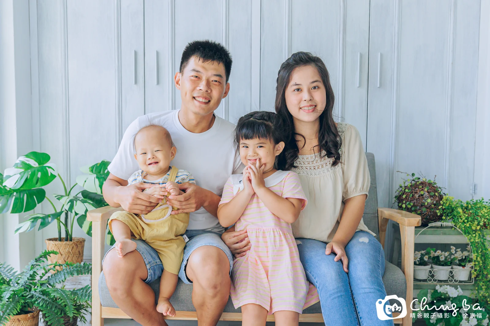 安的台中小家庭抓周拍攝現場