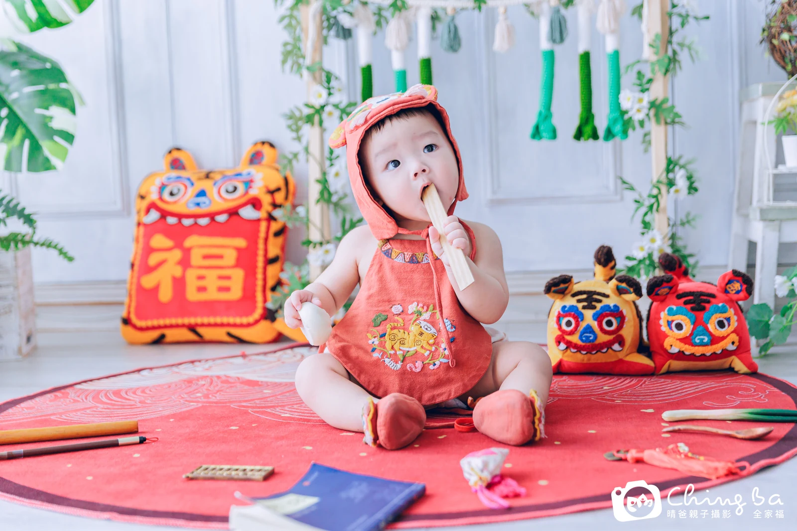 小家庭抓周拍作品|2023 年春季|晴爸親子攝影