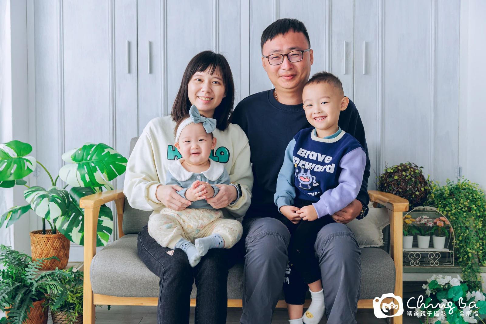 妃妃周歲抓周儀式的紀錄(2025 年春季)