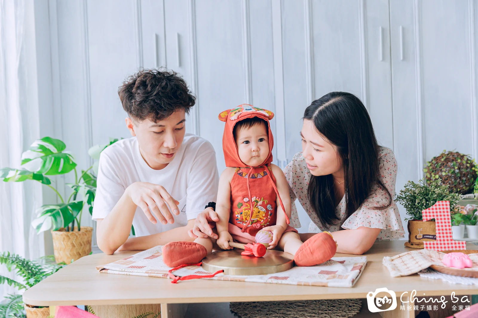 小家庭抓周拍作品|2023 年夏季|晴爸親子攝影