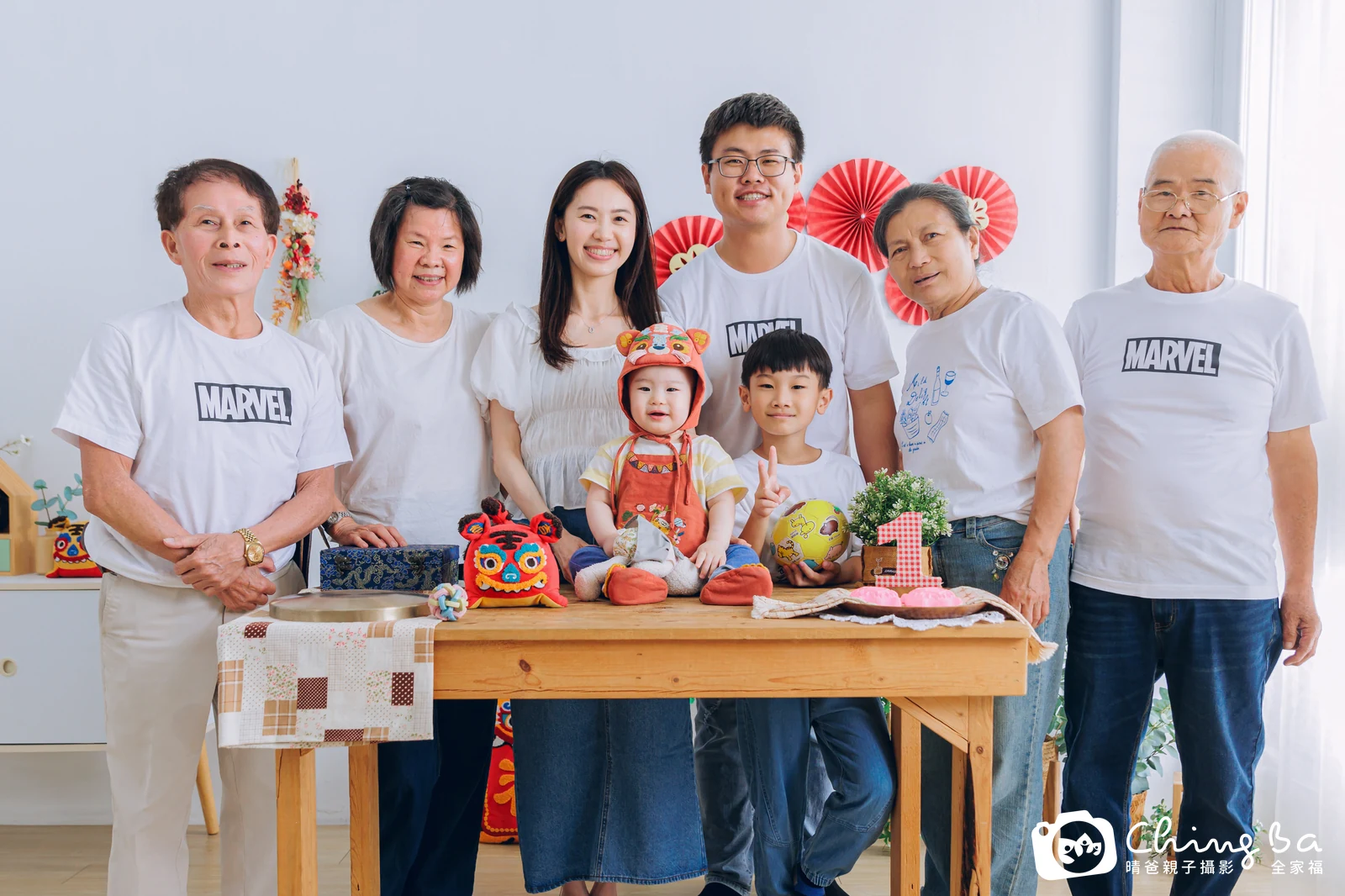 羲羲周歲抓周儀式的紀錄（2025 年夏季）