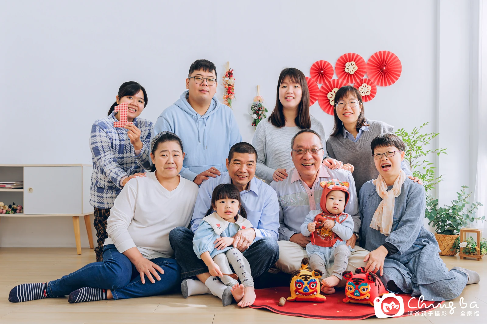 肉肉周歲抓周儀式的紀錄（2023 年冬季）