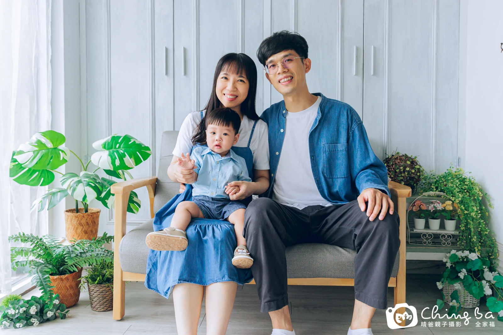 Q比周歲抓周儀式的紀錄（2025 年秋季）
