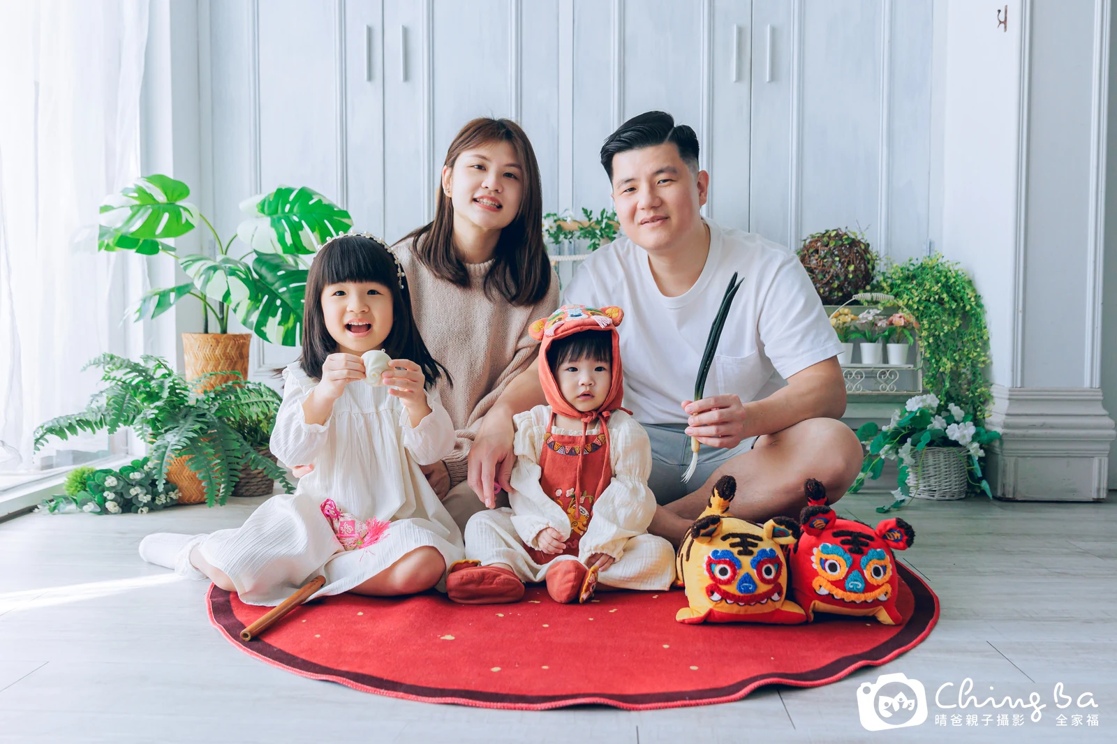 洋洋 1 歲寶貝 台中小家庭抓周紀念照｜晴爸親子攝影