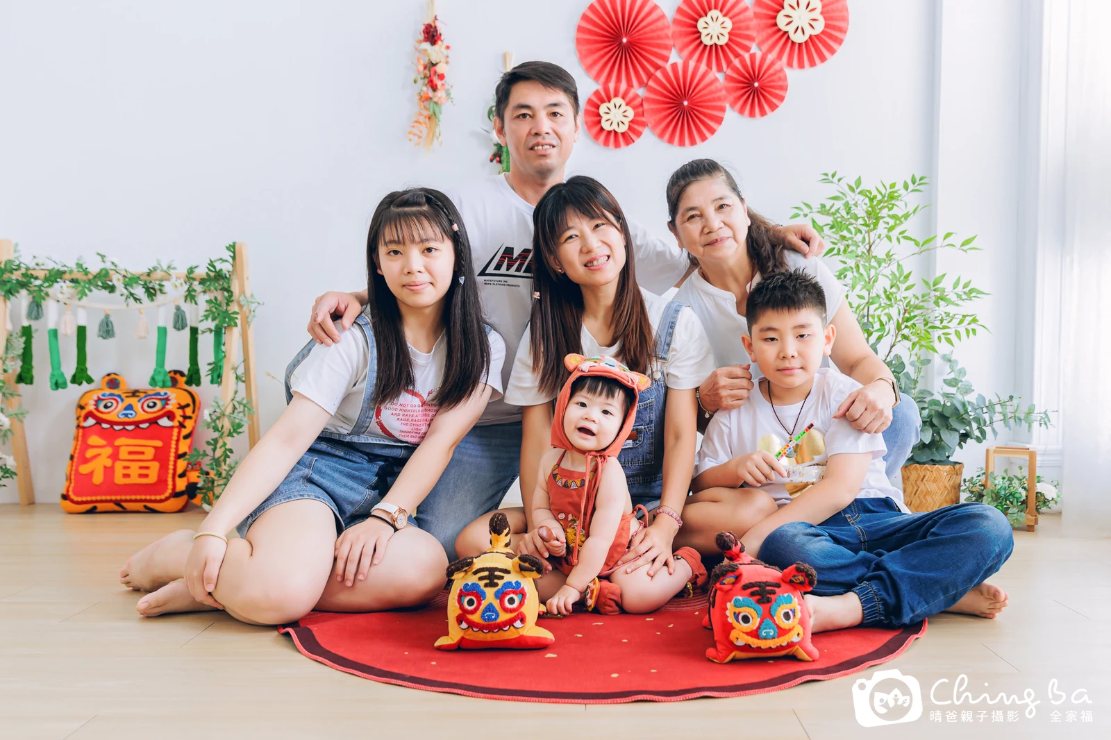 羽 1 歲寶貝 台中小家庭抓周紀念照｜晴爸親子攝影