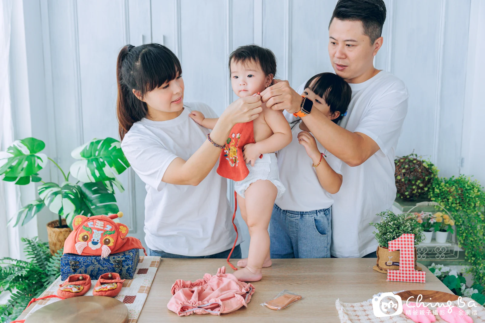 Yuna在台中拍小家庭抓周的珍貴一刻