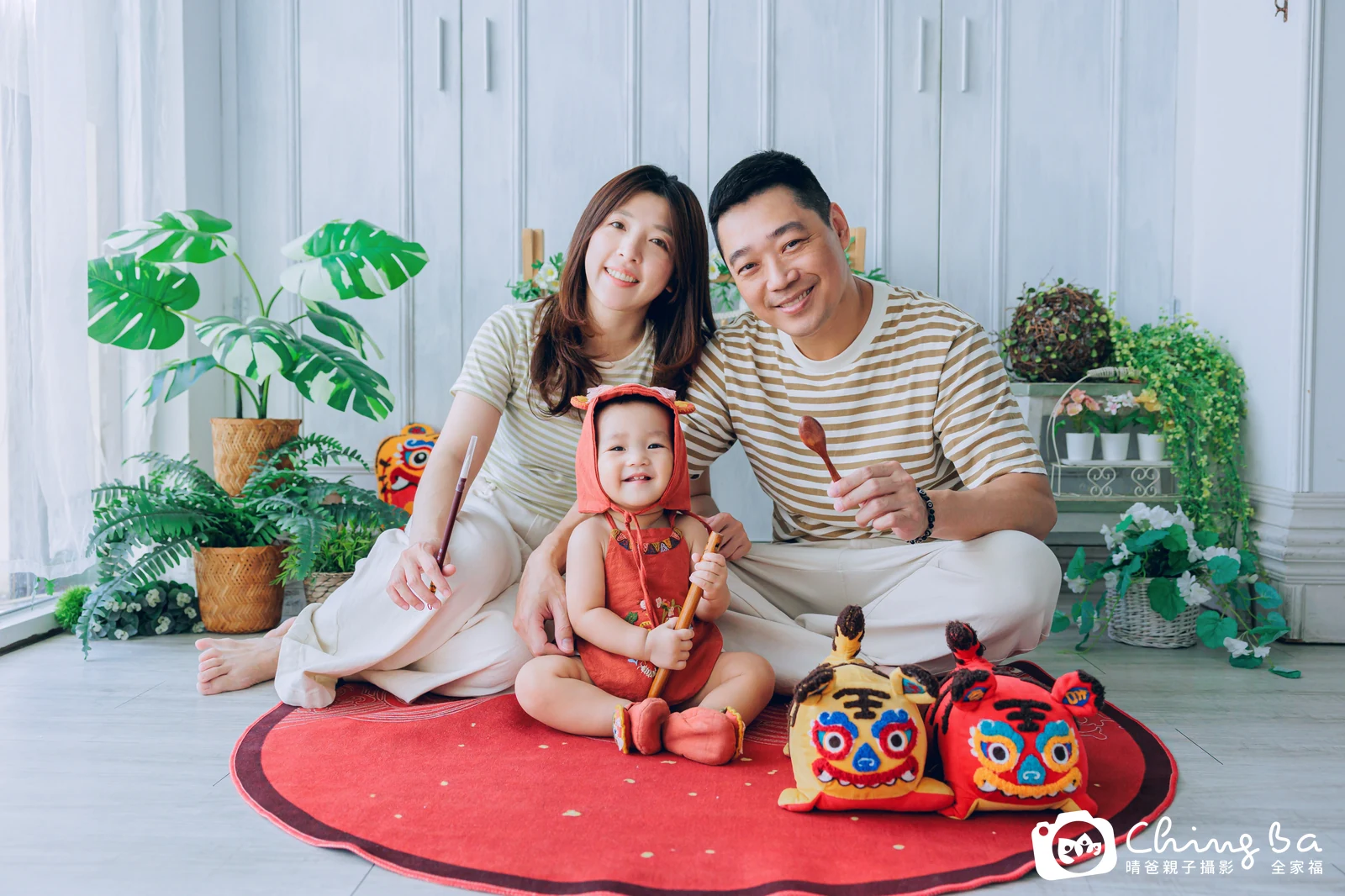 小家庭抓周拍作品｜2025 年秋季｜晴爸親子攝影