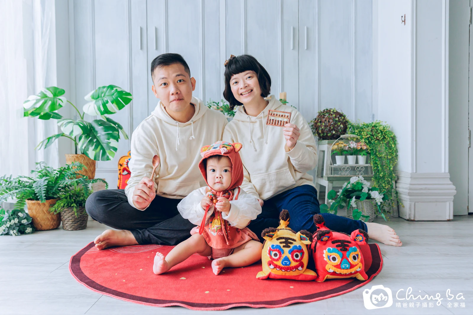 姆姆周歲抓周儀式的紀錄(2024 年冬季)