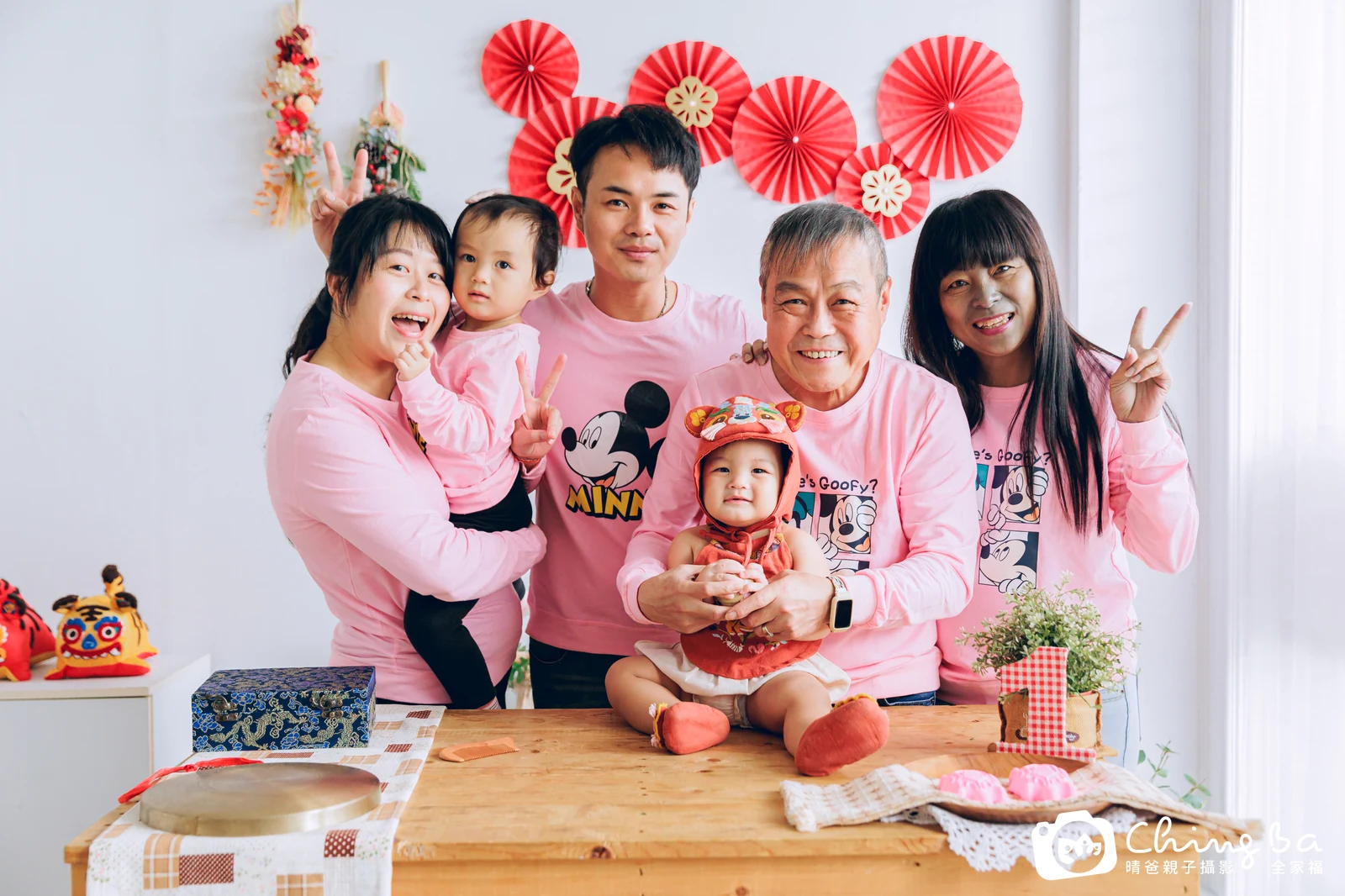 小家庭抓周拍作品|2022 年冬季|晴爸親子攝影