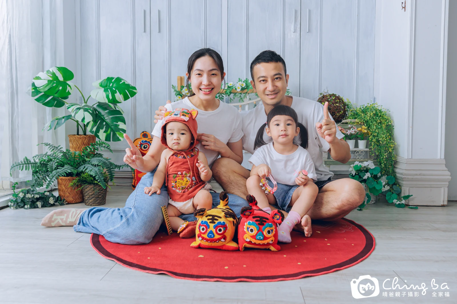 珩珩周歲抓周儀式的紀錄(2025 年夏季)