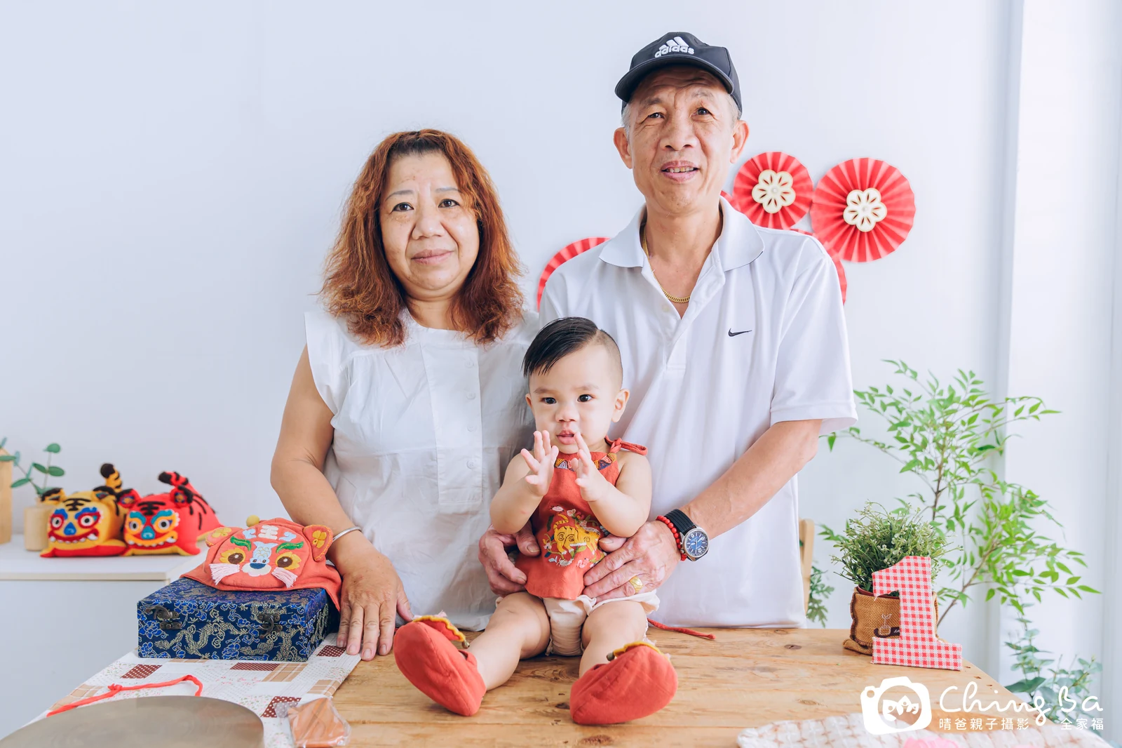 旂旂的台中小家庭抓周拍攝現場