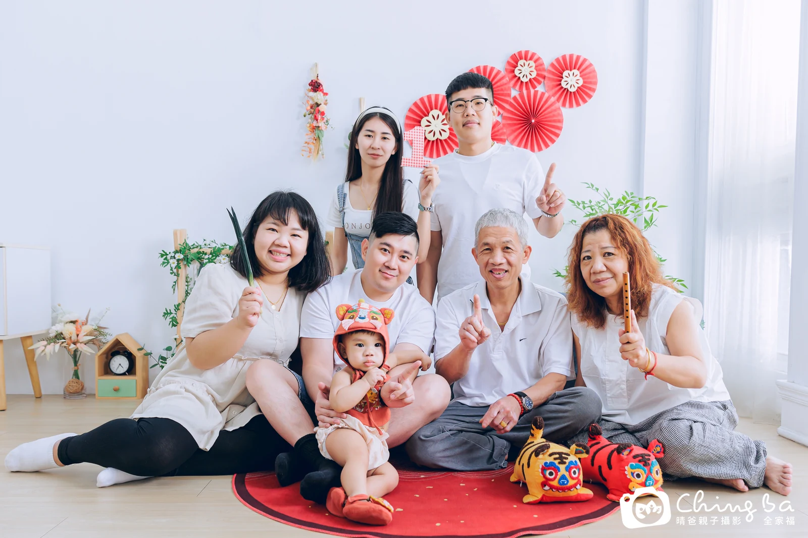 旂旂周歲抓周儀式的紀錄（2024 年夏季）