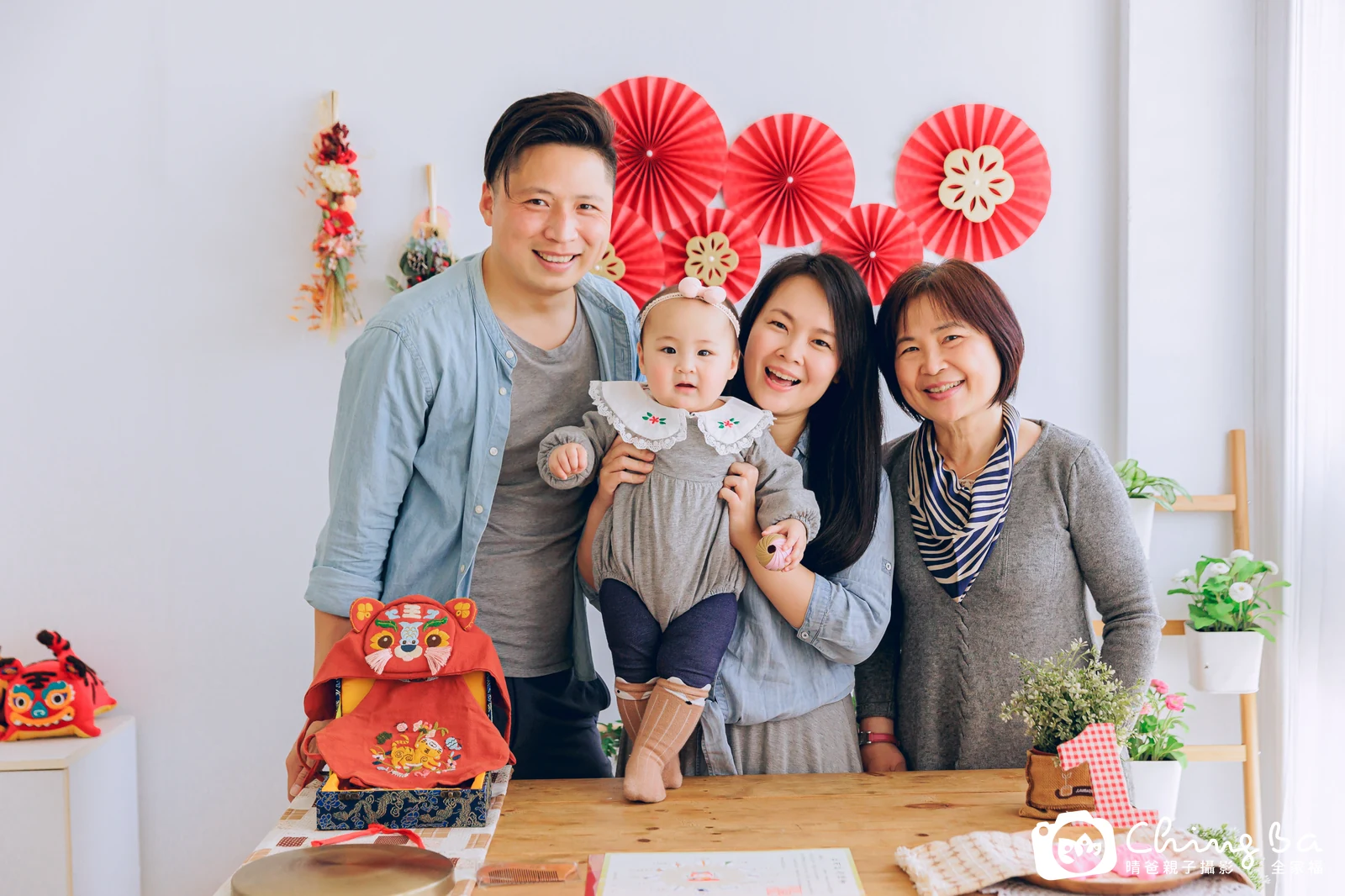 小家庭抓周拍作品|2023 年春季|晴爸親子攝影