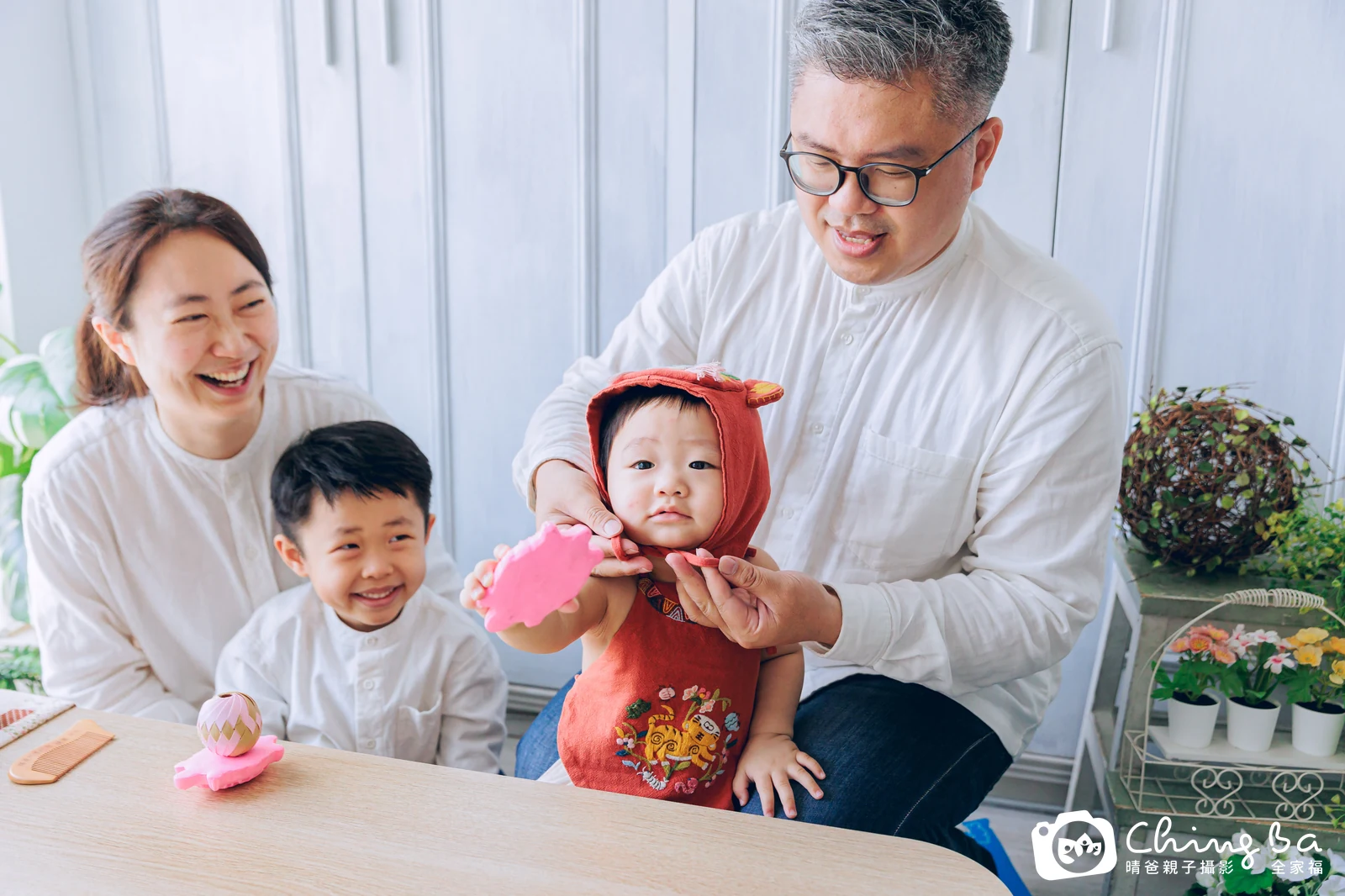 亮亮周歲抓周儀式的紀錄(2023 年春季)