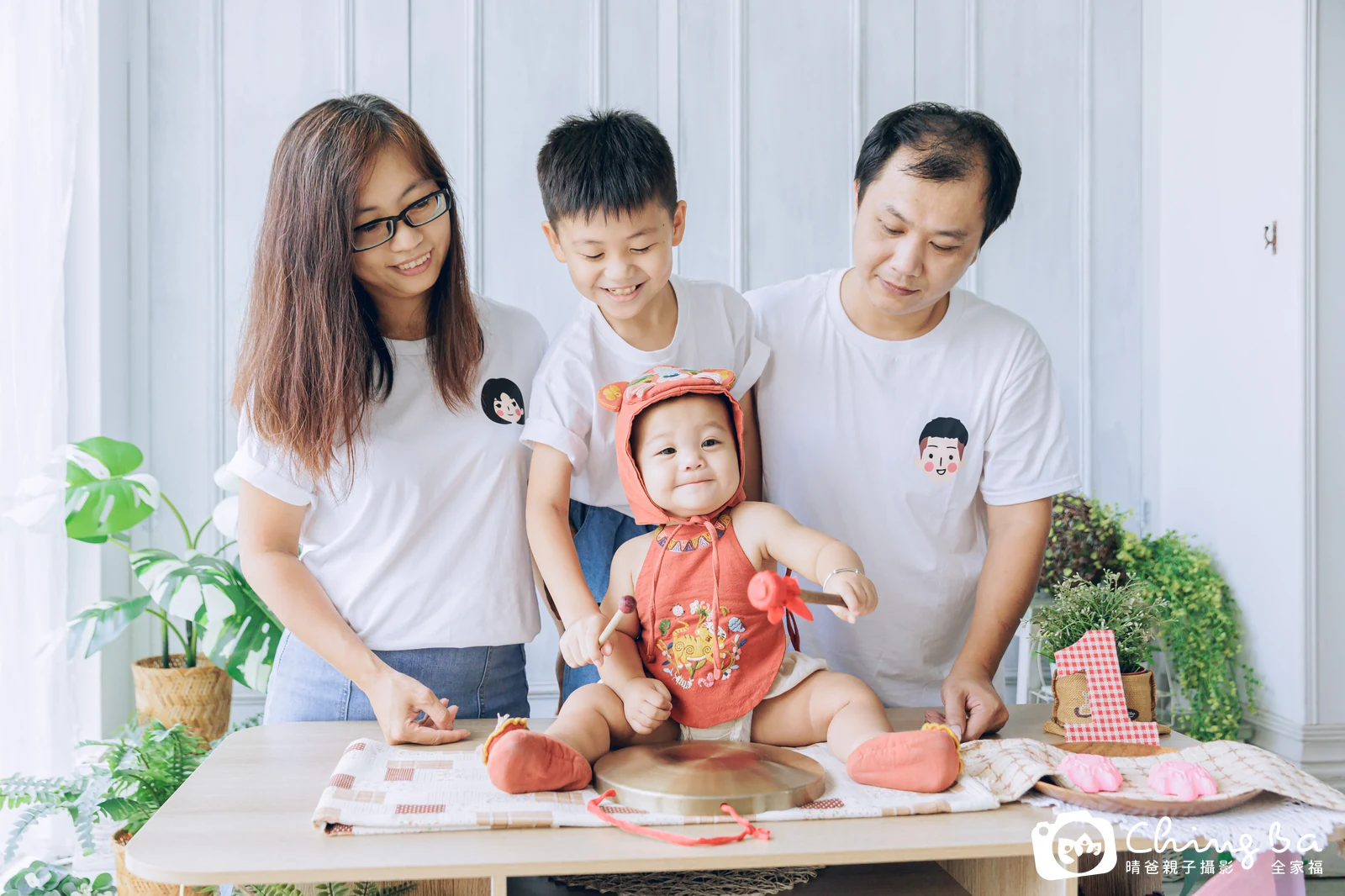 睿睿 約 1 歲寶貝 台中小家庭抓周紀念照｜晴爸親子攝影