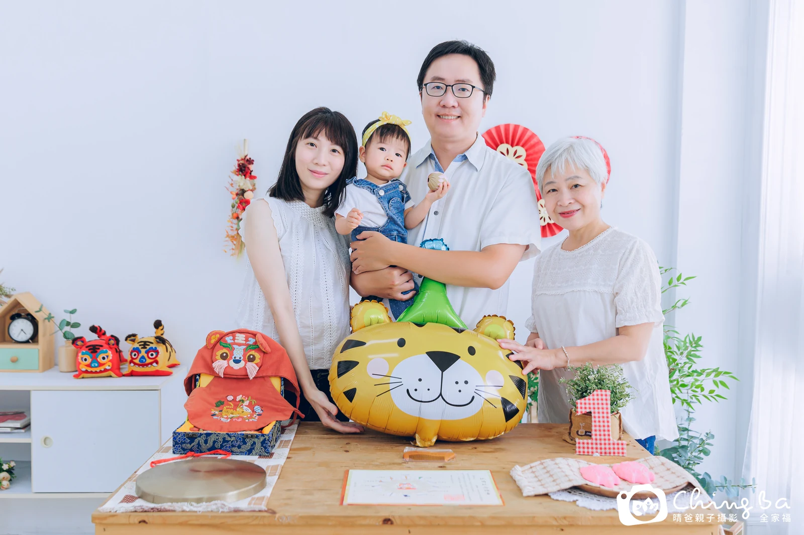 晴的台中小家庭抓周拍攝現場