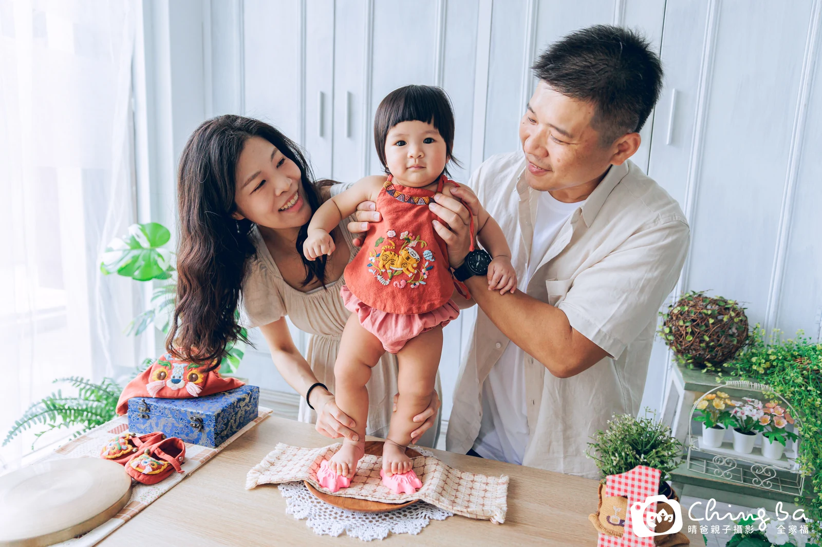 紜 1 歲寶貝 台中小家庭抓周紀念照｜晴爸親子攝影