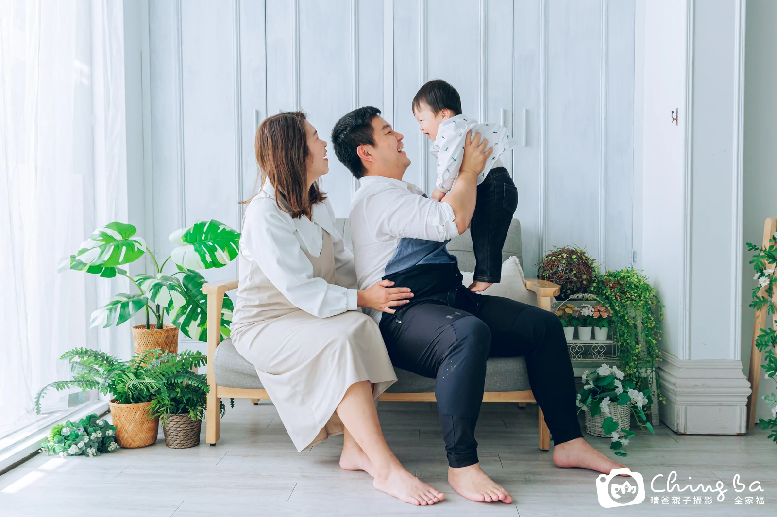 均的台中小家庭抓周拍攝現場