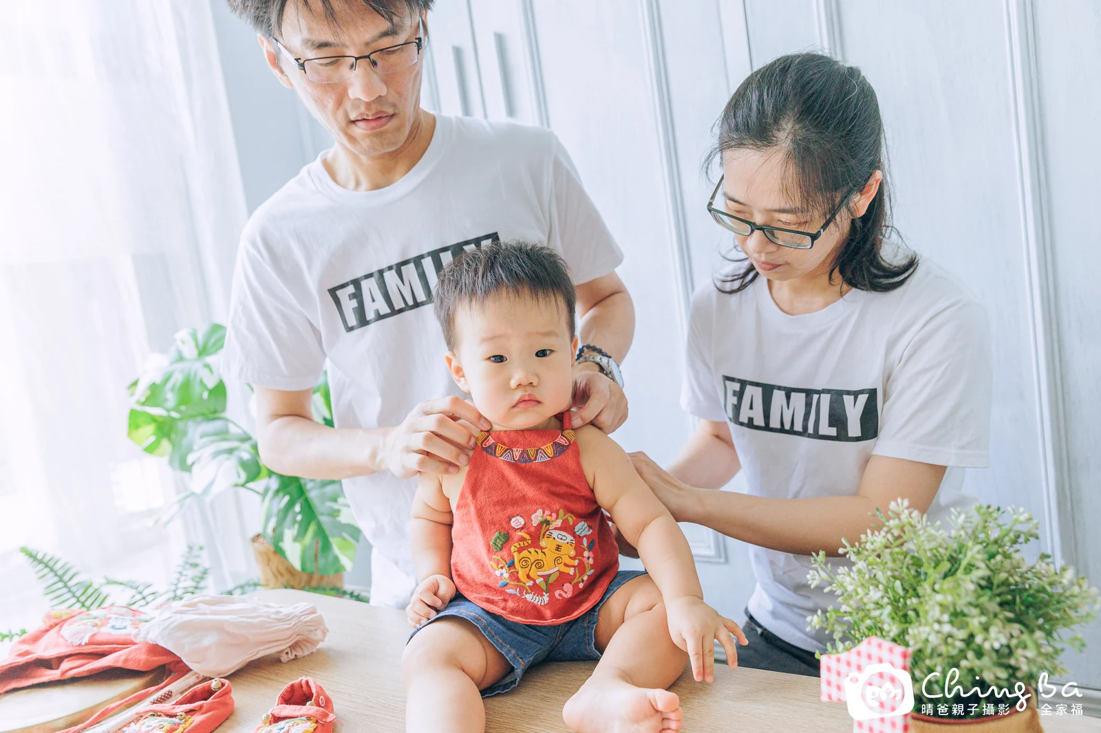 閎ㄟ的台中小家庭抓周拍攝現場