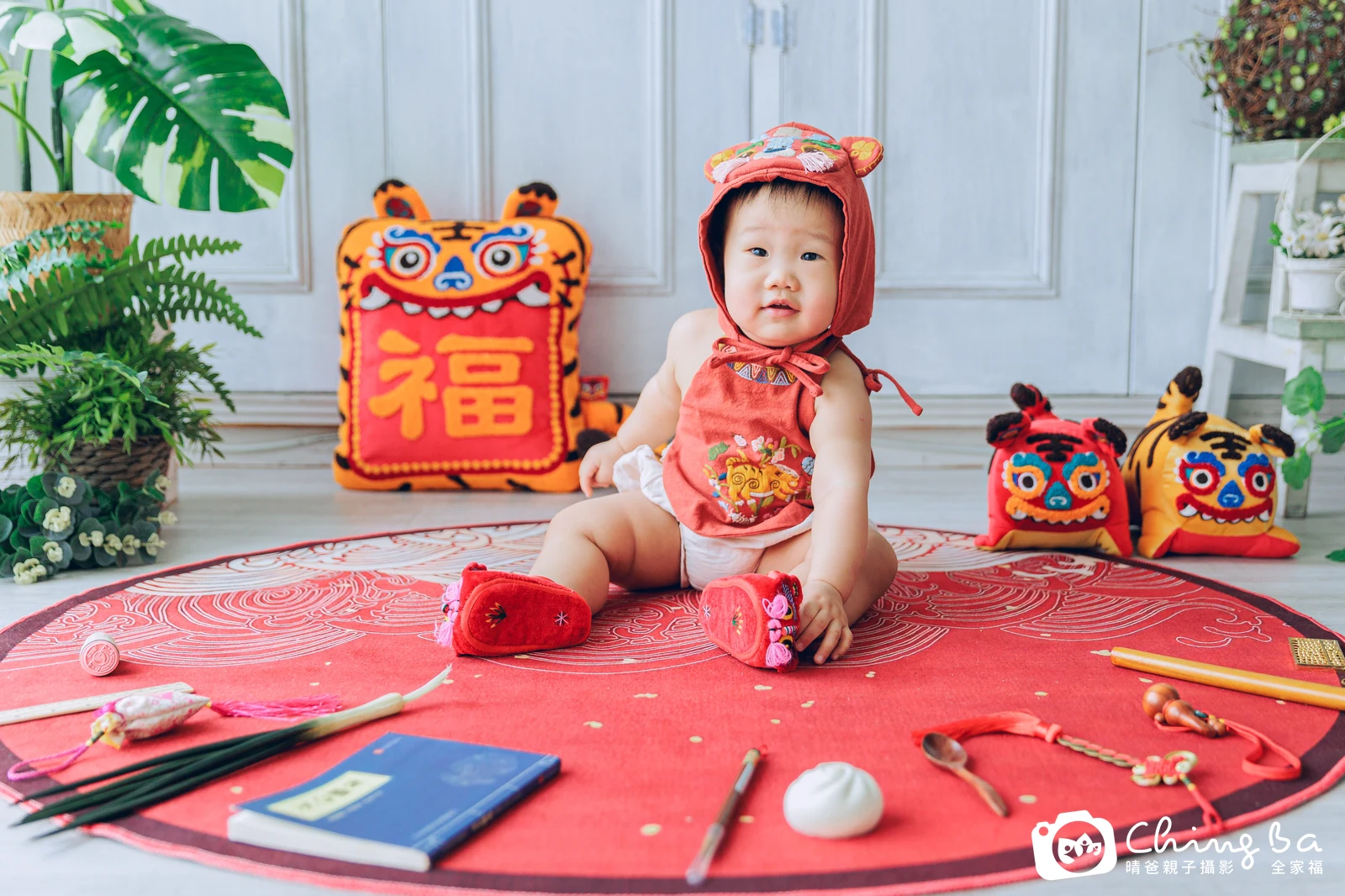 小家庭抓周拍作品|2022 年夏季|晴爸親子攝影