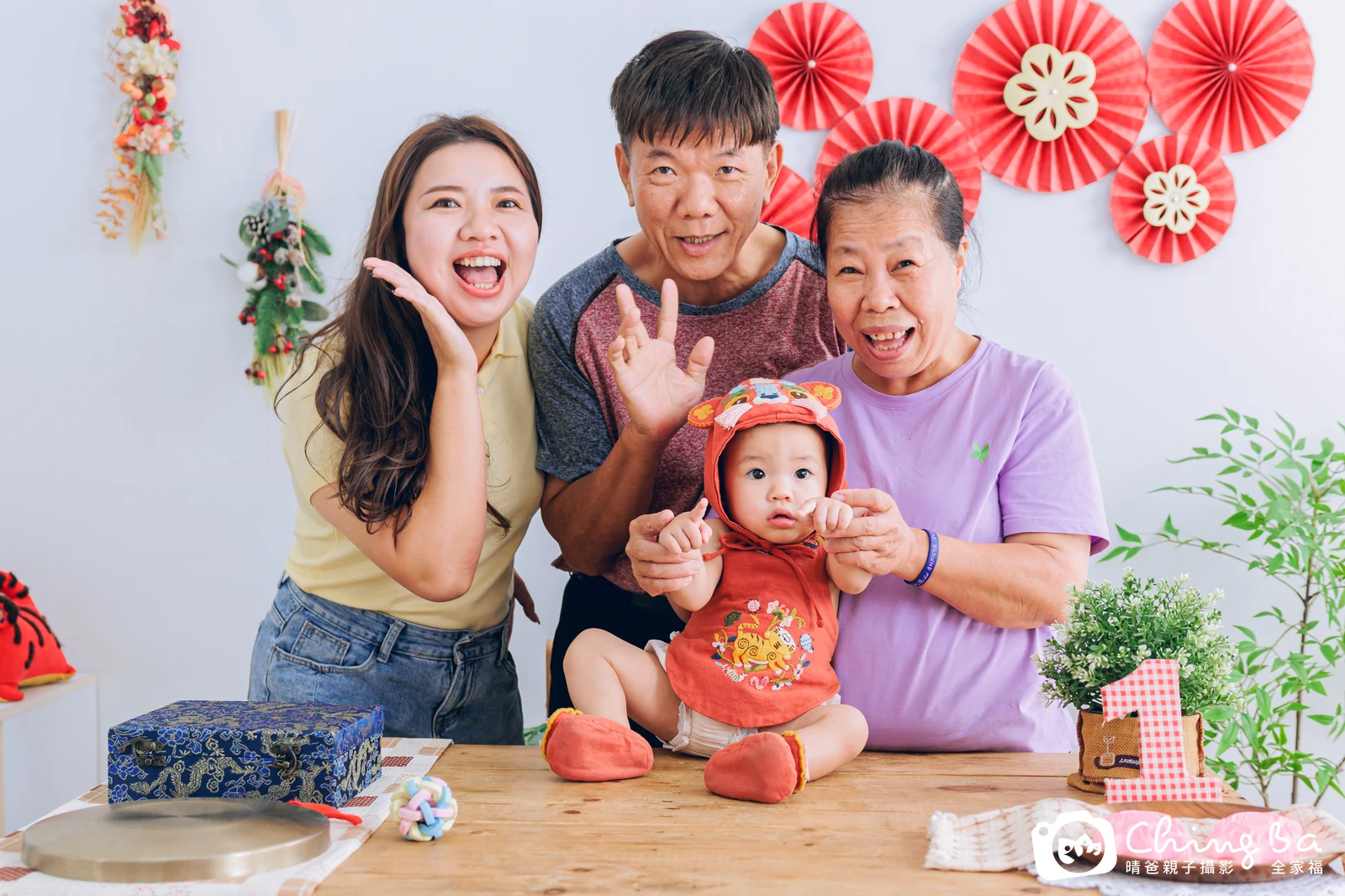 小家庭抓周拍作品｜2025 年冬季｜晴爸親子攝影