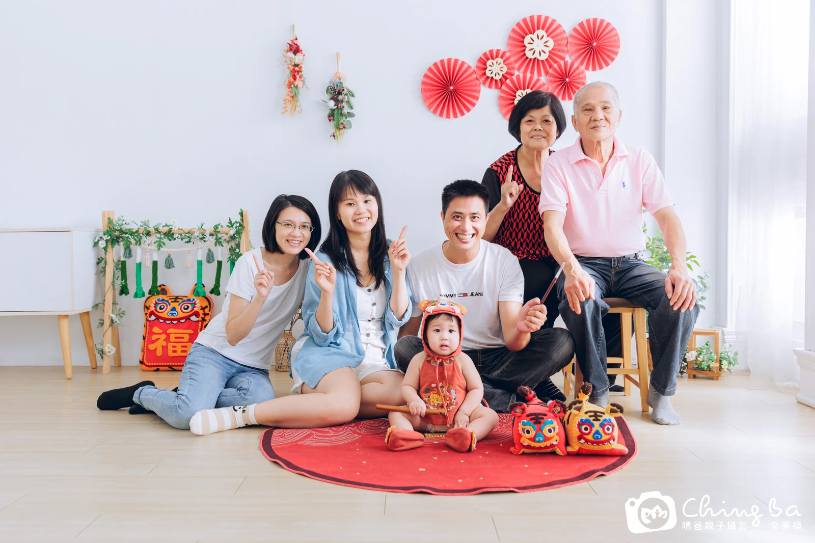小家庭抓周拍作品｜2024 年冬季｜晴爸親子攝影