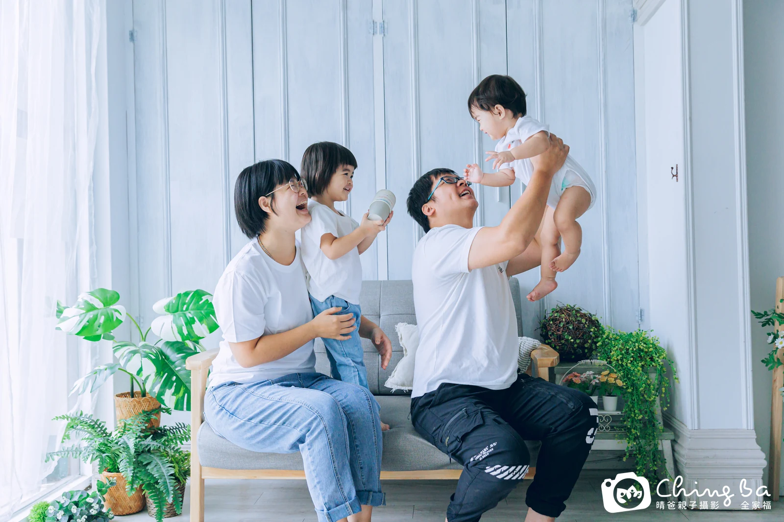 小家庭抓周拍作品|2023 年秋季|晴爸親子攝影