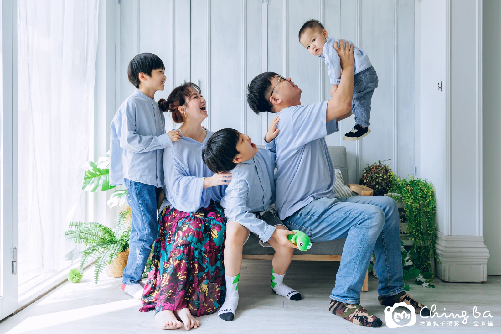 壯壯 1 歲寶貝 台中小家庭抓周紀念照｜晴爸親子攝影