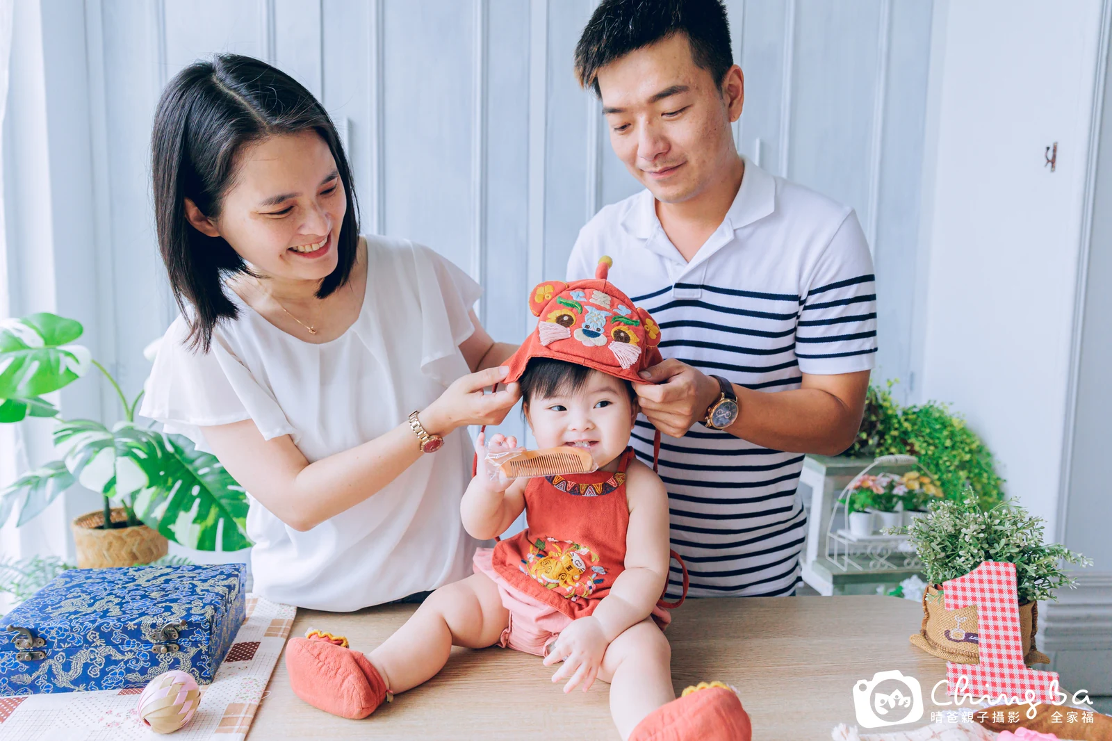 小家庭抓周拍作品|2023 年夏季|晴爸親子攝影