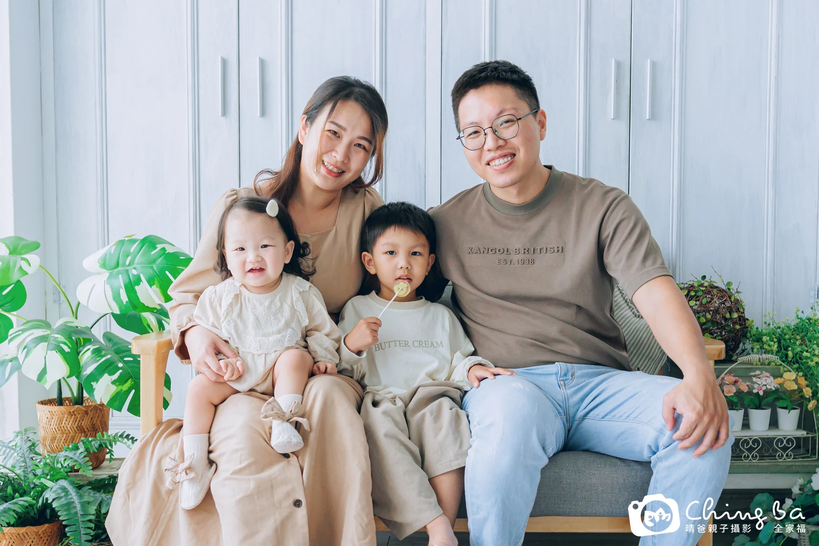 小家庭抓周拍作品｜2025 年冬季｜晴爸親子攝影