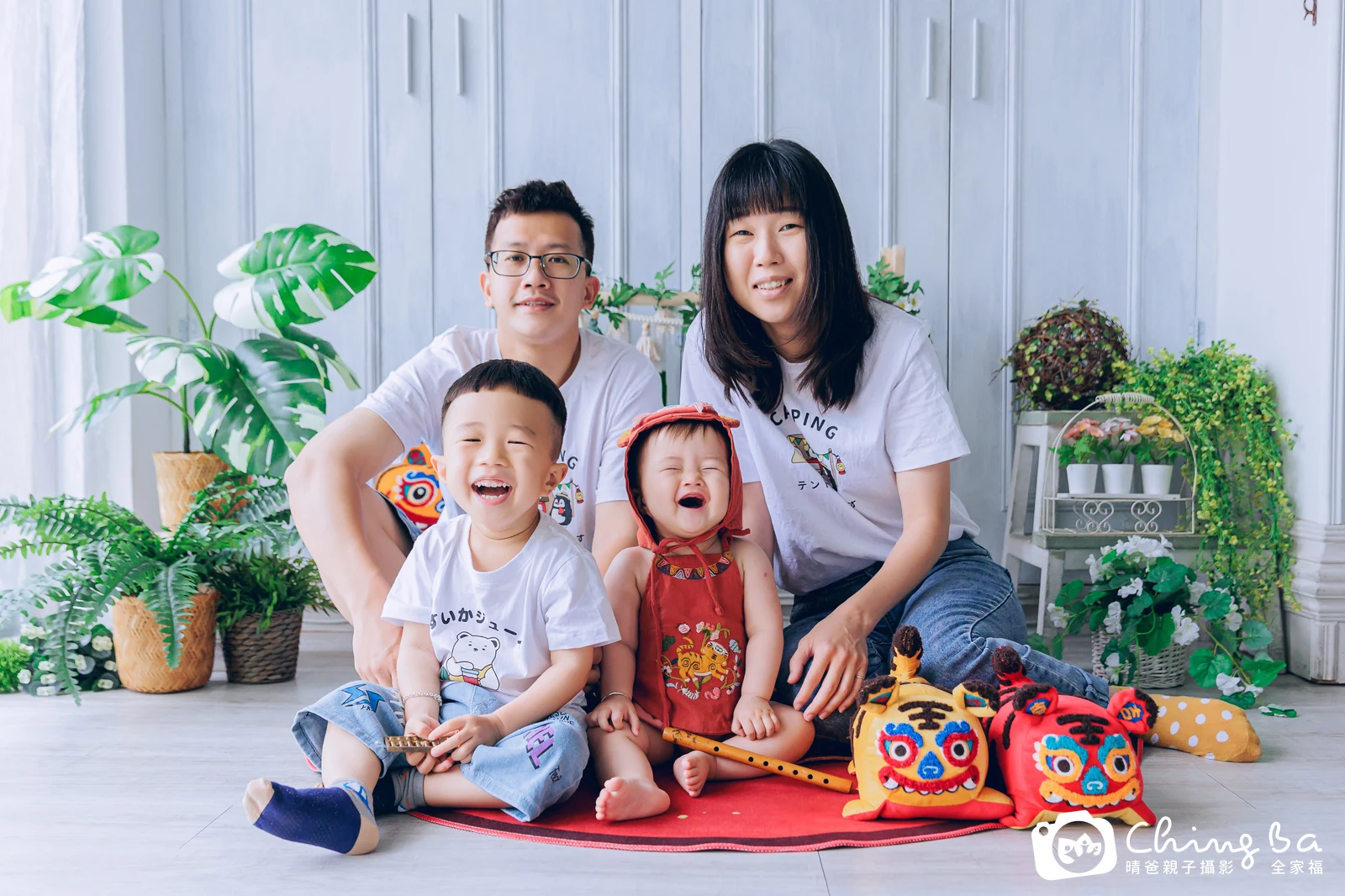 小家庭抓周拍作品|2023 年春季|晴爸親子攝影