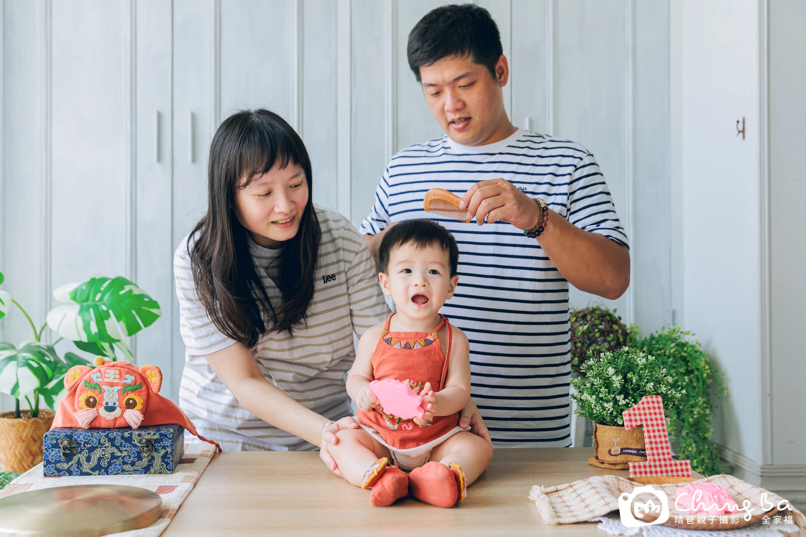 小家庭抓周拍作品｜2025 年秋季｜晴爸親子攝影