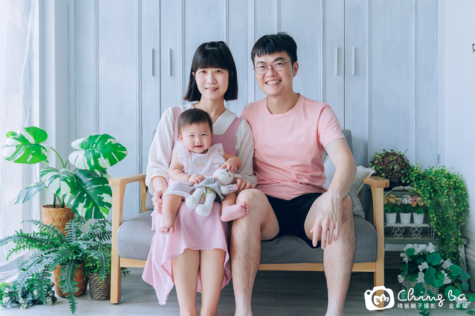 咘咘的台中小家庭抓周拍攝現場