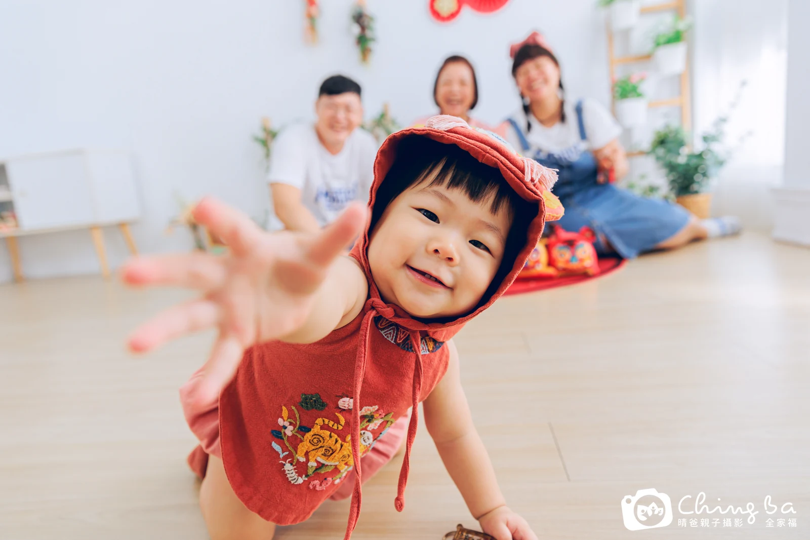 小家庭抓周拍作品｜2023 年秋季｜晴爸親子攝影