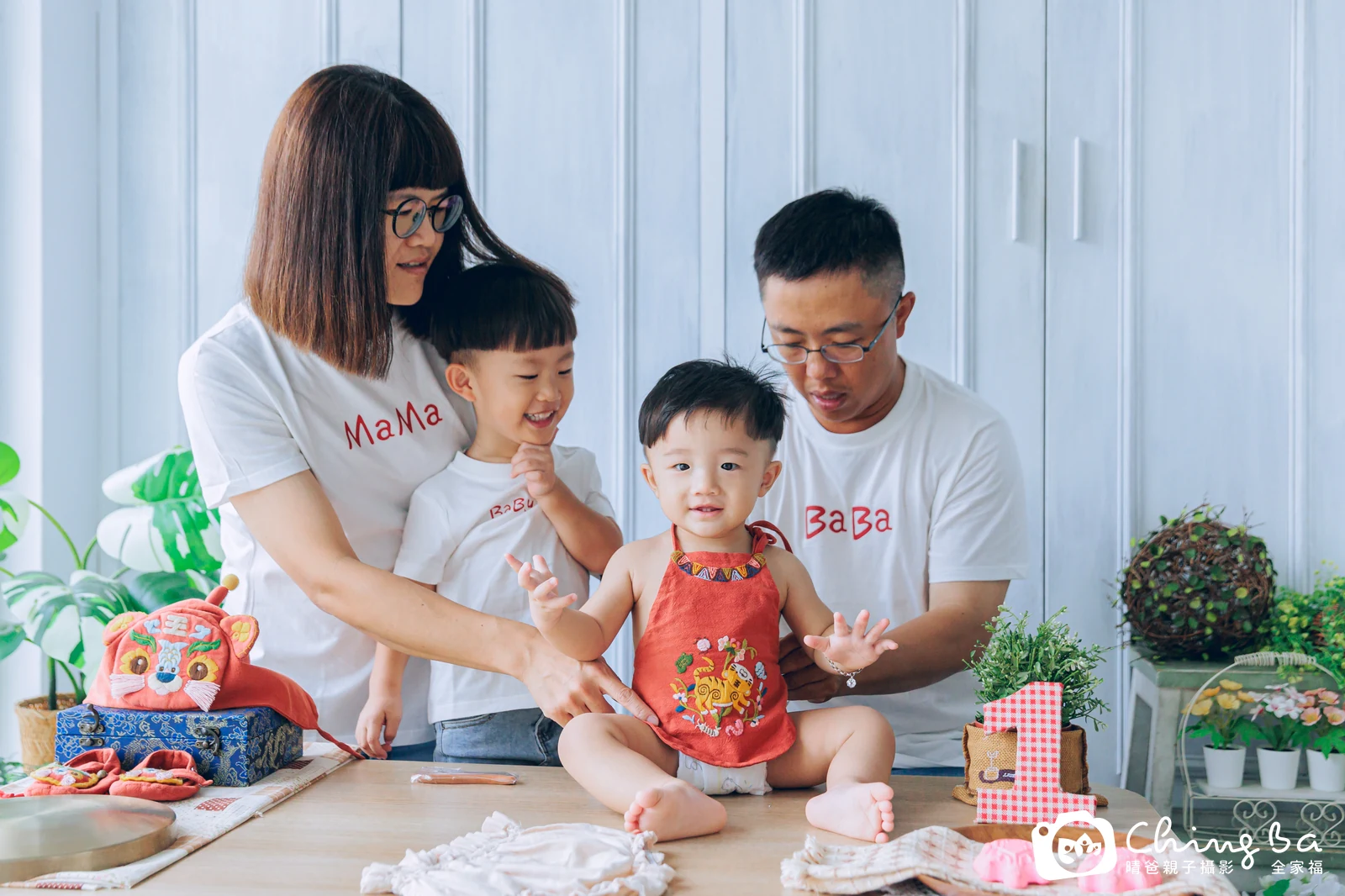 軒軒的台中小家庭抓周拍攝現場