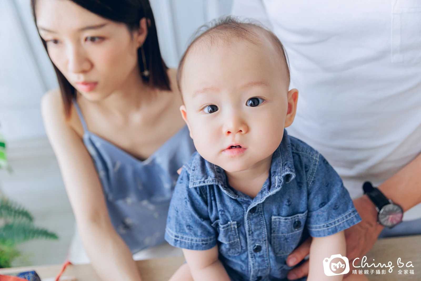 小Q在台中拍小家庭抓周的珍貴一刻