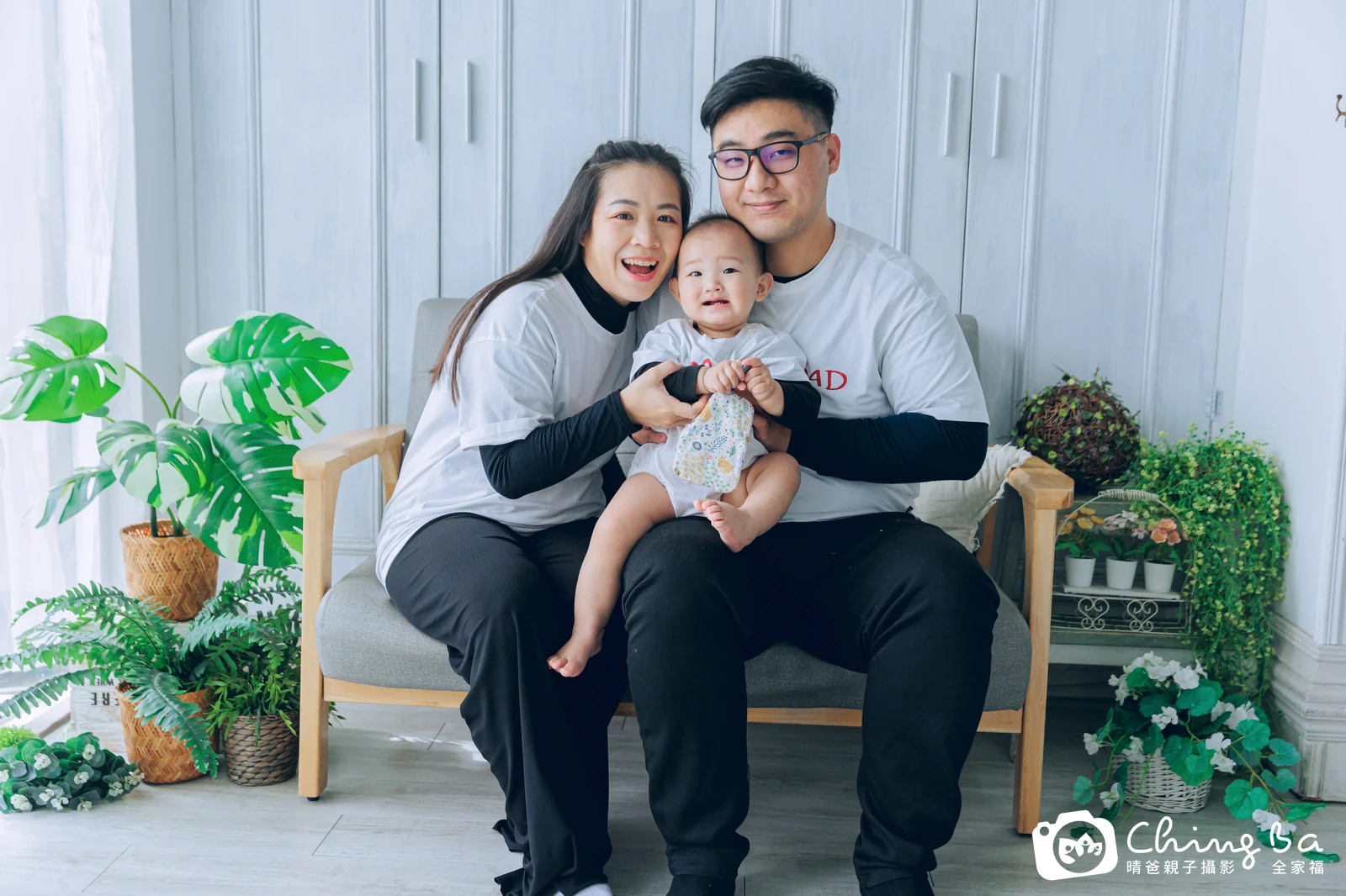 小家庭抓周拍作品｜2025 年冬季｜晴爸親子攝影